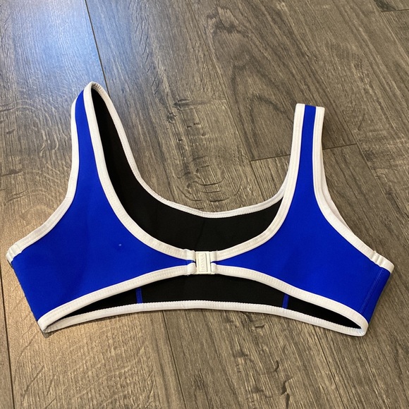 NWOT Hoaka bikini top - Picture 2 of 4